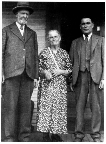Goldenberg-Family-Trochu-1910