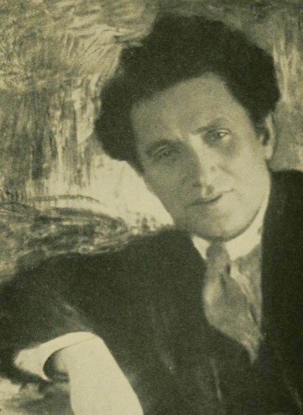 GrigoriiZinovieff1920cropped2438